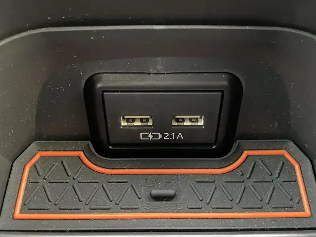 トヨタ ＲＡＶ４ X 福岡県 2020(令2)年 3.3万km ホワイトパールクリスタルシャイン 純正8インチディスプレイオーディオナビバックカメラトヨタセーフティセンスコーナーセンサーBSMUSBポートレーダークルコンデジタルインナーミラーETC純正フロアマット純正LEDヘッドライトスマートキープッシュスタート