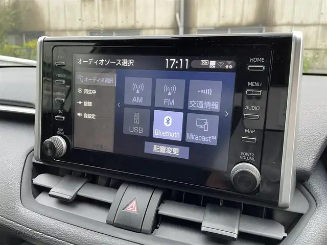 トヨタ ＲＡＶ４ X 福岡県 2020(令2)年 3.3万km ホワイトパールクリスタルシャイン 純正8インチディスプレイオーディオナビバックカメラトヨタセーフティセンスコーナーセンサーBSMUSBポートレーダークルコンデジタルインナーミラーETC純正フロアマット純正LEDヘッドライトスマートキープッシュスタート