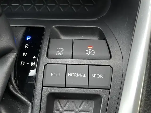 トヨタ ＲＡＶ４ X 福岡県 2020(令2)年 3.3万km ホワイトパールクリスタルシャイン 純正8インチディスプレイオーディオナビバックカメラトヨタセーフティセンスコーナーセンサーBSMUSBポートレーダークルコンデジタルインナーミラーETC純正フロアマット純正LEDヘッドライトスマートキープッシュスタート