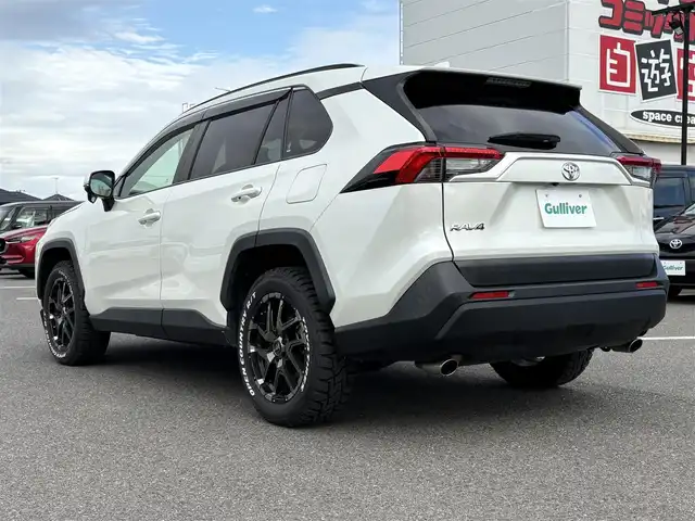 トヨタ ＲＡＶ４ X 大分県 2020(令2)年 3.4万km ホワイトパールクリスタルシャイン ・純正8インチディスプレイオーディオナビ/・バックカメラ/・トヨタセーフティセンス/・コーナーセンサー/・BSM/・USBポート/・レーダークルコン/・デジタルインナーミラー/・ETC/・純正フロアマット/・純正LEDヘッドライト/・スマートキー/・プッシュスタート