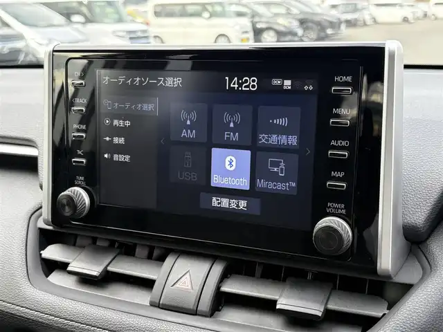 トヨタ ＲＡＶ４ X 大分県 2020(令2)年 3.4万km ホワイトパールクリスタルシャイン ・純正8インチディスプレイオーディオナビ/・バックカメラ/・トヨタセーフティセンス/・コーナーセンサー/・BSM/・USBポート/・レーダークルコン/・デジタルインナーミラー/・ETC/・純正フロアマット/・純正LEDヘッドライト/・スマートキー/・プッシュスタート