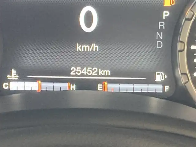 クライスラー・ジープ ジープ レネゲード リミテッド 熊本県 2023(令5)年 2.6万km 白 純正ナビ/バックカメラ/レザーシート/アダプティブクルーズコントロール/ブラインドスポットモニター/ETC2.0/衝突軽減ブレーキ/ドライブレコーダー/シートヒーター/プッシュスタート/電動格納ミラー
