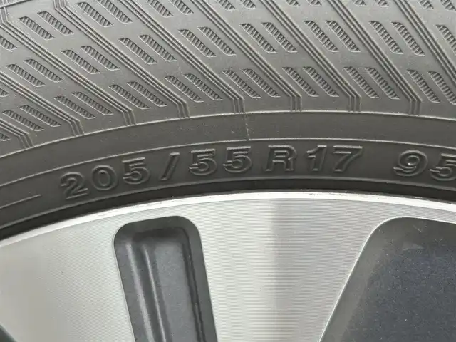 日産 キックス X ツートーンインテリアED 群馬県 2020(令2)年 7万km プレミアムホライズンオレンジ/ピュアブラック 2トーン 純正9型ナビ(MM320D-L)/CD・DVD・BT・フルセグ/アラウンドビューモニター/インテリジェントルームミラー/純正ドライブレコーダー/ビルトインETC/前席シートヒーター/ステアリングヒーター/追従式クルーズコントロール/横滑り防止装置/レーンキープアシスト/衝突軽減ブレーキ/アイドリングストップ/純正アルミホイール/純正フロアマット/LEDヘッドライト