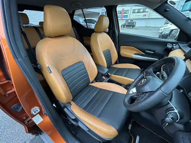 日産 キックス X ツートーンインテリアED 群馬県 2020(令2)年 7万km プレミアムホライズンオレンジ/ピュアブラック 2トーン 純正9型ナビ(MM320D-L)/CD・DVD・BT・フルセグ/アラウンドビューモニター/インテリジェントルームミラー/純正ドライブレコーダー/ビルトインETC/前席シートヒーター/ステアリングヒーター/追従式クルーズコントロール/横滑り防止装置/レーンキープアシスト/衝突軽減ブレーキ/アイドリングストップ/純正アルミホイール/純正フロアマット/LEDヘッドライト