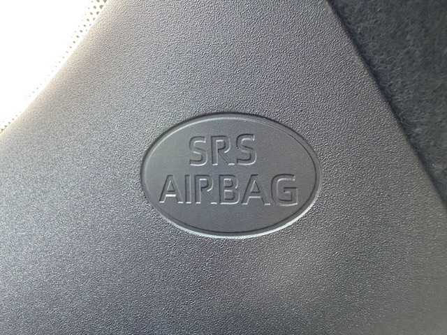 トヨタ ヤリス X 大阪府 2020(令2)年 2.7万km スーパーホワイトⅡ 純正ディスプレイオーディオ/Bluetooth/ナビ/USB/Miracast/バックカメラ/トヨタセーフティセンス/前後ドライブレコーダー/ステアリングスイッチ/リモコンキー/電動格納ミラー