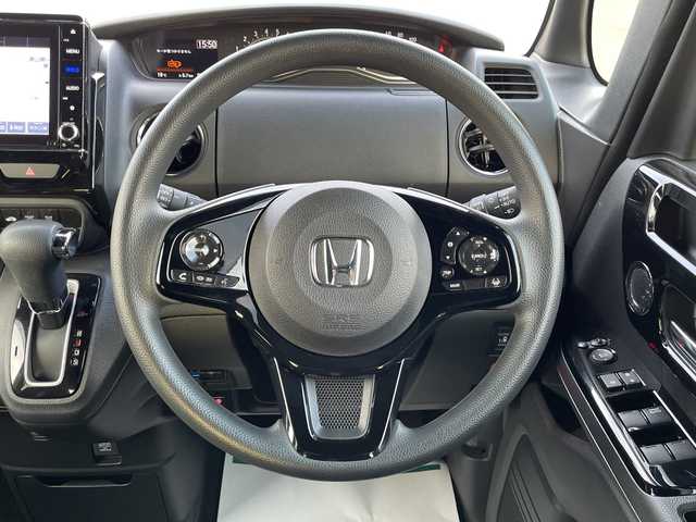 ホンダ Ｎ ＢＯＸ カスタム L 岡山県 2021(令3)年 2.6万km クリスタルブラックパール 純正8インチナビ　VXU-217NBi/フルセグTV、Bluetooth、CD、DVD、AM、FM/バックカメラ/ETC/前方ドライブレコーダー/前席シートヒーター/片側パワースライドドア/レーダークルーズコントロール/ホンダセンシング/シートバックテーブル/リアロールサンシェード