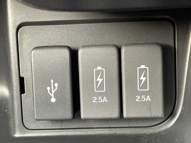 ホンダ Ｎ ＢＯＸ カスタム L 岡山県 2021(令3)年 2.6万km クリスタルブラックパール 純正8インチナビ　VXU-217NBi/フルセグTV、Bluetooth、CD、DVD、AM、FM/バックカメラ/ETC/前方ドライブレコーダー/前席シートヒーター/片側パワースライドドア/レーダークルーズコントロール/ホンダセンシング/シートバックテーブル/リアロールサンシェード