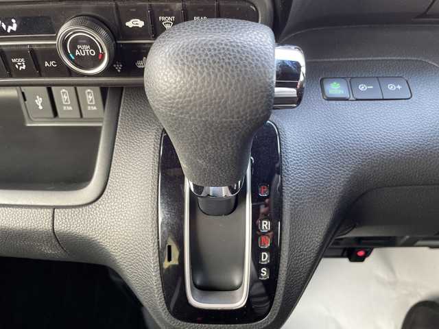 ホンダ Ｎ ＢＯＸ カスタム L 岡山県 2021(令3)年 2.6万km クリスタルブラックパール 純正8インチナビ　VXU-217NBi/フルセグTV、Bluetooth、CD、DVD、AM、FM/バックカメラ/ETC/前方ドライブレコーダー/前席シートヒーター/片側パワースライドドア/レーダークルーズコントロール/ホンダセンシング/シートバックテーブル/リアロールサンシェード