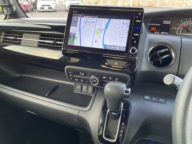 ホンダ Ｎ ＢＯＸ カスタム L 岡山県 2021(令3)年 2.6万km クリスタルブラックパール 純正8インチナビ　VXU-217NBi/フルセグTV、Bluetooth、CD、DVD、AM、FM/バックカメラ/ETC/前方ドライブレコーダー/前席シートヒーター/片側パワースライドドア/レーダークルーズコントロール/ホンダセンシング/シートバックテーブル/リアロールサンシェード