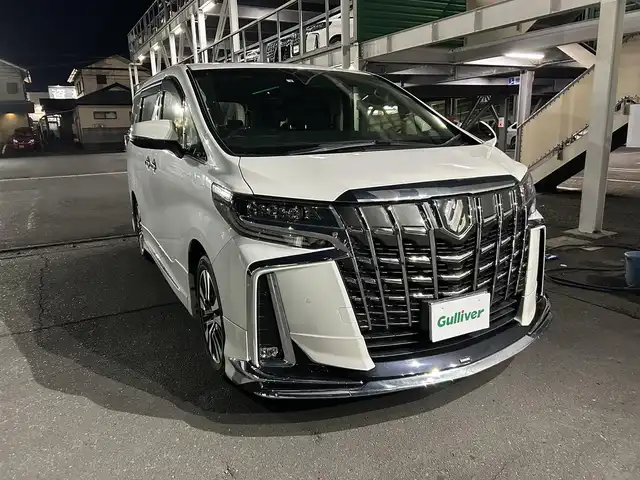 トヨタ アルファード S Cパッケージ 静岡県 2022(令4)年 2.6万km ホワイトパールクリスタルシャイン 純正9インチディスプレイオーディオ/・フルセグ/ナビキット/Bluetooth/USB/バックカメラ/前後ドライブレコーダー/ビルトインETC/サンルーフ/両側パワースライドドア/合皮レザーシート/シートヒーターD/N/ステアリングヒーター/パワーシートD/N/革巻きステアリング/・ステアリングスイッチ/スマートキー/・プッシュスタート/LEDヘッドライト/・フォグランプ/電動格納ミラー/電動リアゲート/ウインカーミラー/後席サンシェード/純正アルミホイール/純正ドアバイザー/フロアマット