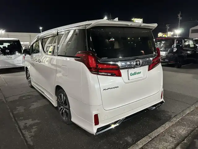 トヨタ アルファード S Cパッケージ 静岡県 2022(令4)年 2.6万km ホワイトパールクリスタルシャイン 純正9インチディスプレイオーディオ/・フルセグ/ナビキット/Bluetooth/USB/バックカメラ/前後ドライブレコーダー/ビルトインETC/サンルーフ/両側パワースライドドア/合皮レザーシート/シートヒーターD/N/ステアリングヒーター/パワーシートD/N/革巻きステアリング/・ステアリングスイッチ/スマートキー/・プッシュスタート/LEDヘッドライト/・フォグランプ/電動格納ミラー/電動リアゲート/ウインカーミラー/後席サンシェード/純正アルミホイール/純正ドアバイザー/フロアマット