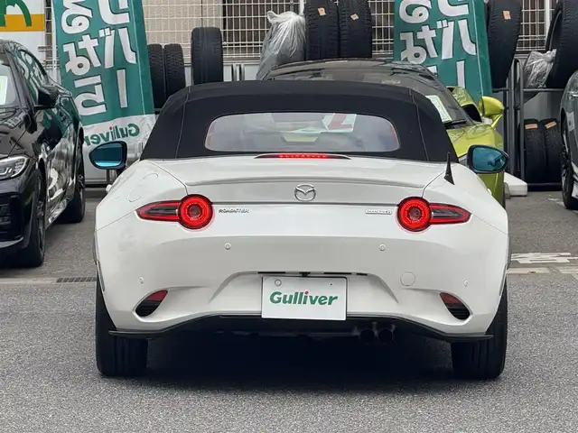 マツダ ロードスター RS 愛知県 2022(令4)年 3.3万km スノーフレイクホワイトパールマイカ /禁煙車//BOSEサウンドシステム//マツダスピードエアロ//マツダスピードストラッドタワーバー//インダクションサウンドエンサー//純正リアスポイラー//アルカンターラコンソールリッド・シフトブーツ//ドアデコレーションパネル・インパネデコレーション//フューエルフィラーデカール//ディスプレイオーディオ//フルセグ/Bluetooth/USB/CD/DVD/AUX//CarPlay/AndroidAuto//バックカメラ//ETC//RECAROシート//シートヒーター//スマートシティーブレーキサポート//ブラインドスポットモニター//車線逸脱警報システム//パーキングセンサー//クルーズコントロール//ビルシュタインショックアブソーバー//純正16インチアルミホイール//DSC//LEDオートヘッドライト//ハイビームコントロール//LEDアクセサリーランプ//フットランプ＆イルミネーション//カミングホームライト/リービングホームライト//プッシュスタート//スペアスマートキー//革巻きステアリング//ステアリモコン//チルト&テレスコピックステアリング//純正フロアマット//オートワイパー//自動防眩ミラー/純正親水ブルーミラー//保証書/取扱説明書//点検整備記録簿R4.7
