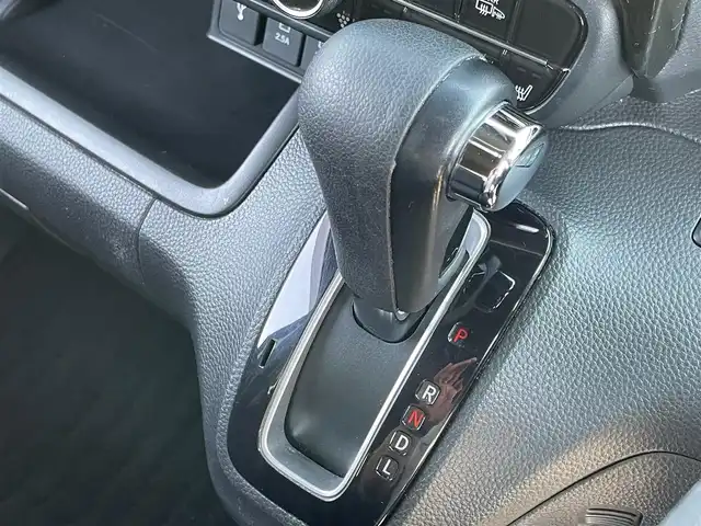 ホンダ Ｎ ＢＯＸ カスタム G L ホンダセンシング 岩手県 2018(平30)年 6.9万km プレミアムホワイトパールⅡ 4WD/ホンダセンシング/　・衝突軽減ブレーキ/　・路外逸脱抑制機能/　・アダプティブクルーズコントロール/　・車線維持支援システム/純正メモリナビ/　　CD/DVD/Bt/SD/USB/フルセグTV/バックカメラ/片側パワースライドドア/LEDオートライト/フォグランプ/シートヒーター/純正14インチアルミホイール/コーナーセンサー/スマートキー/ビルトインETC
