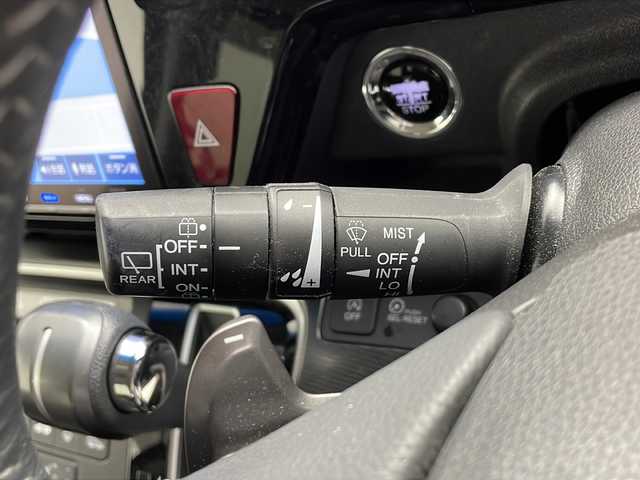 ホンダ ステップワゴン スパーダ クルスピセンシング 鹿児島県 2018(平30)年 5.3万km プレミアムスパークルブラックパール 純正９インチナビ　/（AM/FM/CD/DVD/Bluetooth/HDMI）/フリップダウンモニター　/Honda SENSING/・衝突軽減ブレーキ/誤発進抑制機能/・歩行者事故低減ステアリング/路外逸脱抑制機能/・アダプティブ・クルーズ・コントロール/・LKAS〈車線維持支援システム〉/全方位カメラ　/ビルトインＥＴＣ　/両側パワースライドドア　/シートヒーター　/ドラレコ　/オートライト/わくわくゲート/スマートキー /純正AW17インチ