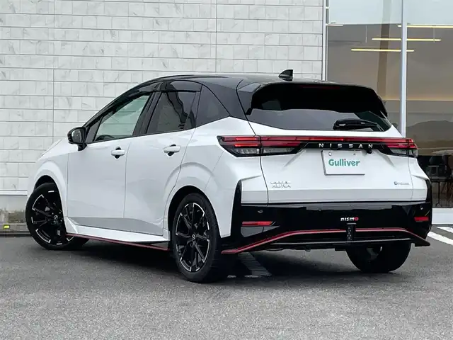 日産 オーラ ニスモ 宮崎県 2022(令4)年 2.4万km ピュアホワイトパール / スーパーブラック 2トーン 純正ナビ/（CD/DVD/AM/FM/BT/USB)/フルセグTV/バックカメラ/アランドビューカメラ/ステアリングスイッチ/ドライブレコーダー/デジタルインナーミラー/ブラインドスポットモニタ/ビルトインETC