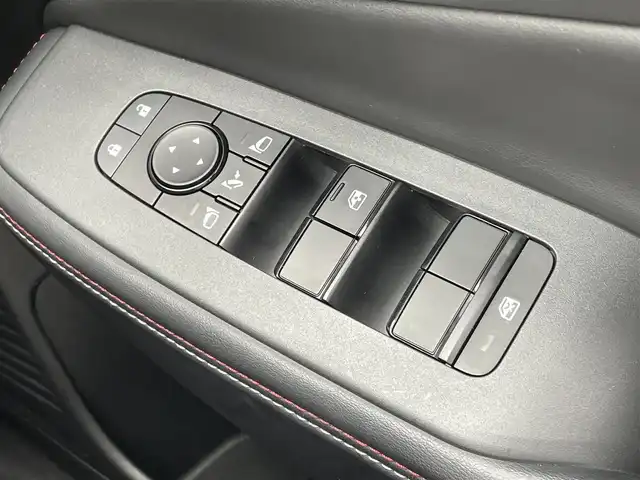 日産 オーラ ニスモ 宮崎県 2022(令4)年 2.4万km ピュアホワイトパール / スーパーブラック 2トーン 純正ナビ/（CD/DVD/AM/FM/BT/USB)/フルセグTV/バックカメラ/アランドビューカメラ/ステアリングスイッチ/ドライブレコーダー/デジタルインナーミラー/ブラインドスポットモニタ/ビルトインETC