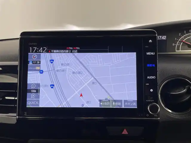 ホンダ Ｎ ＢＯＸ カスタム L 千葉県 2021(令3)年 3.7万km クリスタルブラックパール ホンダセンシング/・CMBS　衝突軽減ブレーキ/・ACC　アダプティブクルーズコントロール/・先行車発進お知らせ/・レーンキープアシスト/・標識認識機能/純正8インチナビ/・型番：VXU-217NBi/・CD/DVD/フルセグ/Bluetooth/SD/USB/・ETC/・バックカメラ　バックモニター/両側電動ドア　両側パワースライドドア/コーナーセンサー　パーキングセンサー/純正14インチアルミホイール/LEDヘッドライト/フォグランプ/オートライト/オートハイビーム/ヘッドライトレベライザー/前席シートヒーター/ベンチシート/チップアップシート/スマートキー/スペアキー/プッシュスタートボタン/オートエアコン/純正フロアマット/電動格納ミラー/ステアリングリモコン　ステアリングスイッチ/横滑り防止装置