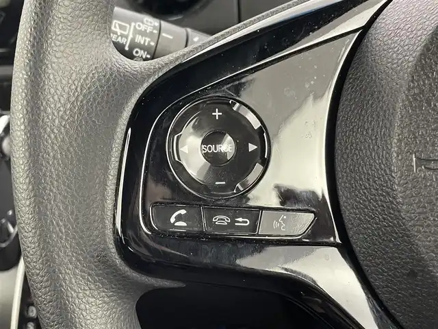 ホンダ Ｎ ＢＯＸ カスタム L 千葉県 2021(令3)年 3.7万km クリスタルブラックパール ホンダセンシング/・CMBS　衝突軽減ブレーキ/・ACC　アダプティブクルーズコントロール/・先行車発進お知らせ/・レーンキープアシスト/・標識認識機能/純正8インチナビ/・型番：VXU-217NBi/・CD/DVD/フルセグ/Bluetooth/SD/USB/・ETC/・バックカメラ　バックモニター/両側電動ドア　両側パワースライドドア/コーナーセンサー　パーキングセンサー/純正14インチアルミホイール/LEDヘッドライト/フォグランプ/オートライト/オートハイビーム/ヘッドライトレベライザー/前席シートヒーター/ベンチシート/チップアップシート/スマートキー/スペアキー/プッシュスタートボタン/オートエアコン/純正フロアマット/電動格納ミラー/ステアリングリモコン　ステアリングスイッチ/横滑り防止装置