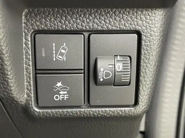 ホンダ Ｎ ＢＯＸ カスタム L 千葉県 2021(令3)年 3.7万km クリスタルブラックパール ホンダセンシング/・CMBS　衝突軽減ブレーキ/・ACC　アダプティブクルーズコントロール/・先行車発進お知らせ/・レーンキープアシスト/・標識認識機能/純正8インチナビ/・型番：VXU-217NBi/・CD/DVD/フルセグ/Bluetooth/SD/USB/・ETC/・バックカメラ　バックモニター/両側電動ドア　両側パワースライドドア/コーナーセンサー　パーキングセンサー/純正14インチアルミホイール/LEDヘッドライト/フォグランプ/オートライト/オートハイビーム/ヘッドライトレベライザー/前席シートヒーター/ベンチシート/チップアップシート/スマートキー/スペアキー/プッシュスタートボタン/オートエアコン/純正フロアマット/電動格納ミラー/ステアリングリモコン　ステアリングスイッチ/横滑り防止装置