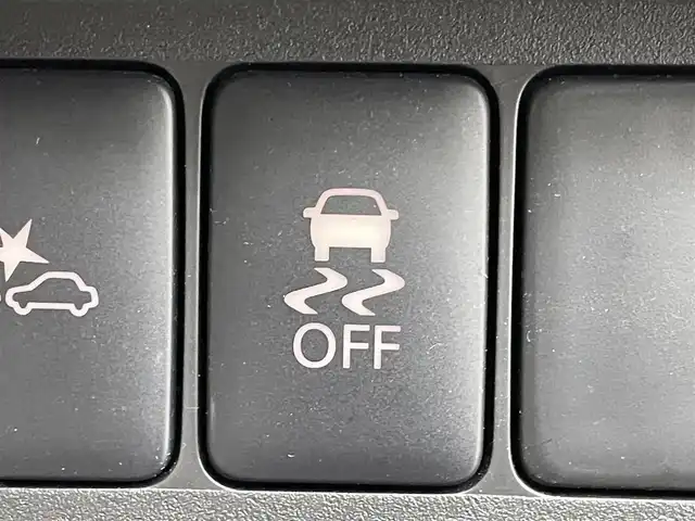 三菱 ｅＫスペース T セーフティパッケージ 群馬県 2018(平30)年 2.4万km シルキーホワイト 純正７型ナビ　全方位カメラ　衝突軽減　クルコン　ＩＤストップ　後席サーキュレーター　フルセグ　前後ドラレコ　片側パワスラ　純正フロアマット　サイドバイザー　Ｐスタート　スマートキー　純正アルミ　禁煙車