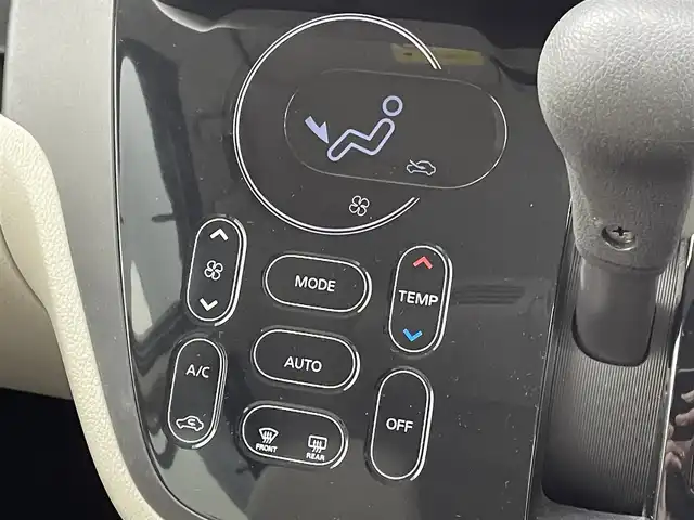 三菱 ｅＫスペース T セーフティパッケージ 群馬県 2018(平30)年 2.4万km シルキーホワイト 純正７型ナビ　全方位カメラ　衝突軽減　クルコン　ＩＤストップ　後席サーキュレーター　フルセグ　前後ドラレコ　片側パワスラ　純正フロアマット　サイドバイザー　Ｐスタート　スマートキー　純正アルミ　禁煙車