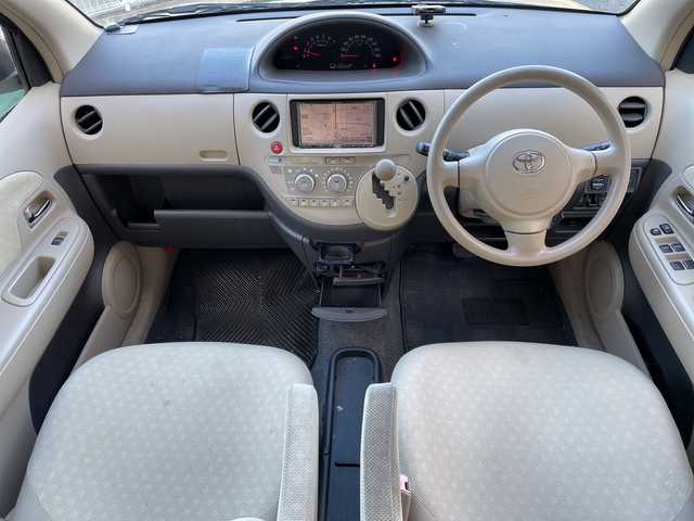 トヨタ シエンタ G 埼玉県 2007(平19)年 12.5万km グレーメタリック 社外HDDナビ/　　FM/AM/MSV/ETC/キーレスキー