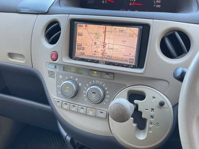 トヨタ シエンタ G 埼玉県 2007(平19)年 12.5万km グレーメタリック 社外HDDナビ/　　FM/AM/MSV/ETC/キーレスキー