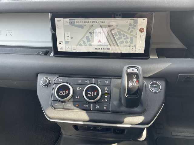 ランドローバー ランドローバー ディフェンダー 110S 岩手県 2020(令2)年 4万km 黒 ワンオーナー/エアサスペンション/全方位カメラ/衝突軽減ブレーキ/レーダークルーズコントロール/レーンキープアシスト/オートマチックパーキングエイド/リアトラフィックモニター/クリアランスソナー/横滑り防止装置/純正ナビ（BT/AM/FM/USB）/アイドリングストップ/ミラー型前後ドライブレコーダー/ビルトインETC2.0/純正ルーフキャリアー/ルーフラック/純正フロアマット/LEDヘッドライト/スマートキー　2本/プッシュスタート/ステアリングスイッチ/保証書/取扱説明書