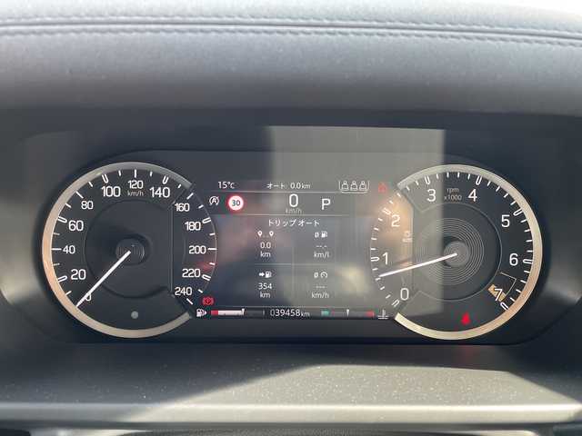 ランドローバー ランドローバー ディフェンダー 110S 岩手県 2020(令2)年 4万km 黒 ワンオーナー/エアサスペンション/全方位カメラ/衝突軽減ブレーキ/レーダークルーズコントロール/レーンキープアシスト/オートマチックパーキングエイド/リアトラフィックモニター/クリアランスソナー/横滑り防止装置/純正ナビ（BT/AM/FM/USB）/アイドリングストップ/ミラー型前後ドライブレコーダー/ビルトインETC2.0/純正ルーフキャリアー/ルーフラック/純正フロアマット/LEDヘッドライト/スマートキー　2本/プッシュスタート/ステアリングスイッチ/保証書/取扱説明書