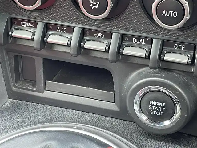 トヨタ ８６ GT リミテッド 群馬県 2012(平24)年 7.7万km クリスタルブラックシリカ 純正ナビNSCP-W62/CD・Bluetooth・ワンセグ/バックカメラ/ETC/ハーフレザーシート/前席シートヒーター/パドルシフト/横滑り防止装置/純正アルミホイール/純正フロアマット/取説・保証書/プッシュスタート/スマートキー