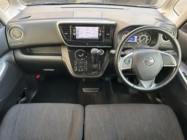 日産 デイズ ルークス ハイウェイスターX Gパッケージ 道東・釧路十勝 2014(平26)年 7.9万km プレミアムパープルP 4WD/純正ナビ/（CD/DVD/BT/ラジオ）/フルセグTV/両側パワースライドドア/オートエアコン/アイドリングストップ/プッシュスタート/ステアリングスイッチ/オートライト/フォグランプ/社外AW付夏タイヤ/純正AW付冬タイヤ積込/ウインカーミラー/取扱説明書/保証書/記録簿