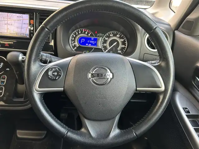 日産 デイズ ルークス ハイウェイスターX Gパッケージ 道東・釧路十勝 2014(平26)年 7.9万km プレミアムパープルP 4WD/純正ナビ/（CD/DVD/BT/ラジオ）/フルセグTV/両側パワースライドドア/オートエアコン/アイドリングストップ/プッシュスタート/ステアリングスイッチ/オートライト/フォグランプ/社外AW付夏タイヤ/純正AW付冬タイヤ積込/ウインカーミラー/取扱説明書/保証書/記録簿