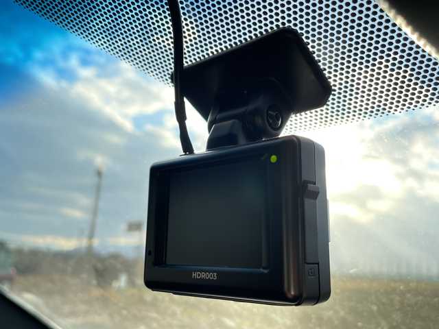 トヨタ ハリアー ハイブリッド プレミアム アドバンスドP 新潟県 2016(平28)年 3.4万km スパークリングブラックパールクリスタルシャイン 4WD/純正SDナビ/CD/DVD/BD/BT/フルセグテレビ/SDミュージックサーバー/全方位カメラ/ETC2.0/ドライブレコーダー/衝突被害軽減ブレーキ/レーンキープアシスト/レーダークルーズコントロール/サンルーフ/革シート/パワーシート/シートヒーター/パワーバックドア/コーナーセンサー/ステアリングスイッチ/スマートキー/プッシュスタート/LEDヘッドライト/オートライト/オートハイビーム/フォグランプ/純正18インチアルミホイール