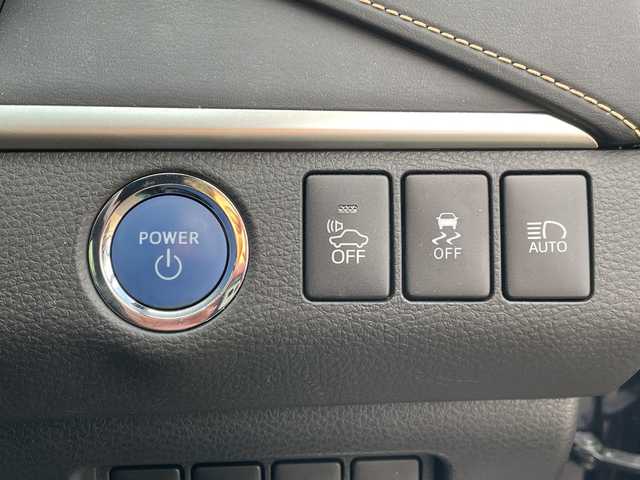 トヨタ ハリアー ハイブリッド プレミアム アドバンスドP 新潟県 2016(平28)年 3.4万km スパークリングブラックパールクリスタルシャイン 4WD/純正SDナビ/CD/DVD/BD/BT/フルセグテレビ/SDミュージックサーバー/全方位カメラ/ETC2.0/ドライブレコーダー/衝突被害軽減ブレーキ/レーンキープアシスト/レーダークルーズコントロール/サンルーフ/革シート/パワーシート/シートヒーター/パワーバックドア/コーナーセンサー/ステアリングスイッチ/スマートキー/プッシュスタート/LEDヘッドライト/オートライト/オートハイビーム/フォグランプ/純正18インチアルミホイール