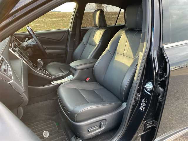 トヨタ ハリアー ハイブリッド プレミアム アドバンスドP 新潟県 2016(平28)年 3.4万km スパークリングブラックパールクリスタルシャイン 4WD/純正SDナビ/CD/DVD/BD/BT/フルセグテレビ/SDミュージックサーバー/全方位カメラ/ETC2.0/ドライブレコーダー/衝突被害軽減ブレーキ/レーンキープアシスト/レーダークルーズコントロール/サンルーフ/革シート/パワーシート/シートヒーター/パワーバックドア/コーナーセンサー/ステアリングスイッチ/スマートキー/プッシュスタート/LEDヘッドライト/オートライト/オートハイビーム/フォグランプ/純正18インチアルミホイール