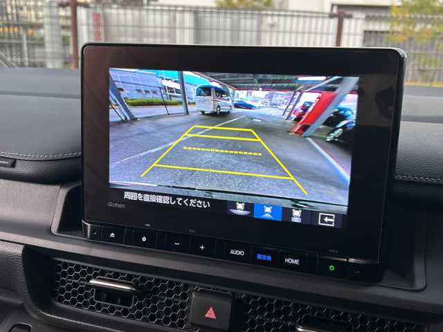 ホンダ ステップワゴン スパーダ eHEV 広島県 2023(令5)年 4.2万km クリスタルブラックパール 禁煙/ホンダセンシング/●衝突軽減ブレーキ（CMBS）/●誤発進抑制機能/●後方誤発進抑制機能/●近距離衝突軽減ブレーキ/●歩行者事故低減ステアリング/●路外逸脱抑制機能/●渋滞追従機能付アダプティブクルーズコントロール（ACC）/●車線維持支援システム（LKAS）/●トラフィックジャムアシスト（渋滞運転支援機能）/●先行車発進お知らせ機能/●標識認識機能/●オートハイビーム/●アダプティブドライビングビーム/BSi/コーナーセンサー/純正９型ナビ（LXM-237VFNi）/・フルセグTV/CD/DVD/Bluetooth/MusicRack/スマホ連携/USB/バックカメラ/両側パワースライドドア/ステアリングスイッチ/革巻きステアリング/パワーテールゲート/コンビシート/前席シートヒーター/２列目オットマン/減速セレクター/電動パーキングブレーキ/ブレーキホールド/トリプルゾーンエアコン/LEDアクティブコーナリングライト/LEDフォグランプ/ETC２．０/フロアマット/１６インチアルミホイール