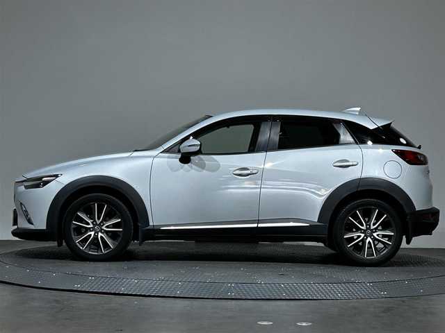 マツダ ＣＸ－３ XD ツーリング Lパッケージ 愛媛県 2015(平27)年 16.6万km 白 ・純正ナビ/(フルセグ/CD/DVD/BT)/・バックカメラ/・SBS/SCBS/・BSM/・レーダークルーズコントロール/・車線逸脱警報システム/・アイドリングストップ/・D/N席シートヒーター/・パドルシフト/・純正18インチアルミホイール/・純正フロアマット/・ステアリングリモコン/・ドアバイザー/・ETC/・スペアキー