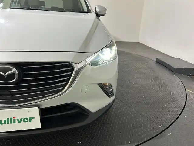 マツダ ＣＸ－３ XD ツーリング Lパッケージ 愛媛県 2015(平27)年 16.6万km 白 ・純正ナビ/(フルセグ/CD/DVD/BT)/・バックカメラ/・SBS/SCBS/・BSM/・レーダークルーズコントロール/・車線逸脱警報システム/・アイドリングストップ/・D/N席シートヒーター/・パドルシフト/・純正18インチアルミホイール/・純正フロアマット/・ステアリングリモコン/・ドアバイザー/・ETC/・スペアキー