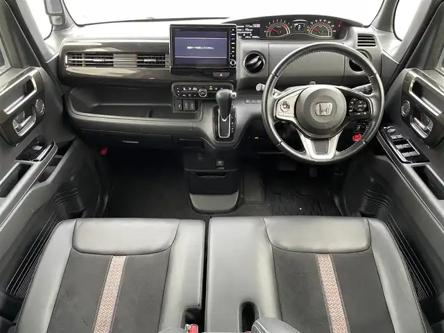 ホンダ Ｎ ＢＯＸ カスタム G L ターボ ホンダセンシング 栃木県 2018(平30)年 7.8万km クリスタルブラックパール 純正8型ナビ(BT/CD/DVD)/フルセグTV/パワースライドドア(両側)/バックモニター/ビルトインETC/ドライブレコーダー/アダプティブクルーズコントロール/ソナーセンサー/ホンダセンシング/・衝突軽減ブレーキ/・誤発進抑制機能(前後)/・歩行者事故低減ステアリング/・先行車発進お知らせ機能/・車線維持支援システム/・オートハイビーム/・標識認識機能/ターボ/LEDヘッドランプ/本革巻きステアリング/パドルシフト/合皮/トリコットコンビシート/前席ベンチシート/後席チップアップ機能/純正15インチアルミホイール/スマートキーシステム/プッシュエンジンスタート/禁煙車