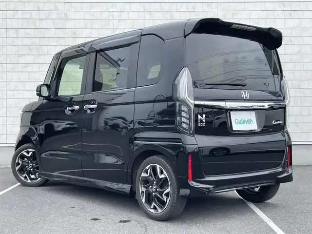 ホンダ Ｎ ＢＯＸ カスタム G L ターボ ホンダセンシング 栃木県 2018(平30)年 7.8万km クリスタルブラックパール 純正8型ナビ(BT/CD/DVD)/フルセグTV/パワースライドドア(両側)/バックモニター/ビルトインETC/ドライブレコーダー/アダプティブクルーズコントロール/ソナーセンサー/ホンダセンシング/・衝突軽減ブレーキ/・誤発進抑制機能(前後)/・歩行者事故低減ステアリング/・先行車発進お知らせ機能/・車線維持支援システム/・オートハイビーム/・標識認識機能/ターボ/LEDヘッドランプ/本革巻きステアリング/パドルシフト/合皮/トリコットコンビシート/前席ベンチシート/後席チップアップ機能/純正15インチアルミホイール/スマートキーシステム/プッシュエンジンスタート/禁煙車