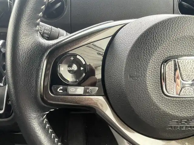 ホンダ Ｎ ＢＯＸ カスタム G L ターボ ホンダセンシング 栃木県 2018(平30)年 7.8万km クリスタルブラックパール 純正8型ナビ(BT/CD/DVD)/フルセグTV/パワースライドドア(両側)/バックモニター/ビルトインETC/ドライブレコーダー/アダプティブクルーズコントロール/ソナーセンサー/ホンダセンシング/・衝突軽減ブレーキ/・誤発進抑制機能(前後)/・歩行者事故低減ステアリング/・先行車発進お知らせ機能/・車線維持支援システム/・オートハイビーム/・標識認識機能/ターボ/LEDヘッドランプ/本革巻きステアリング/パドルシフト/合皮/トリコットコンビシート/前席ベンチシート/後席チップアップ機能/純正15インチアルミホイール/スマートキーシステム/プッシュエンジンスタート/禁煙車