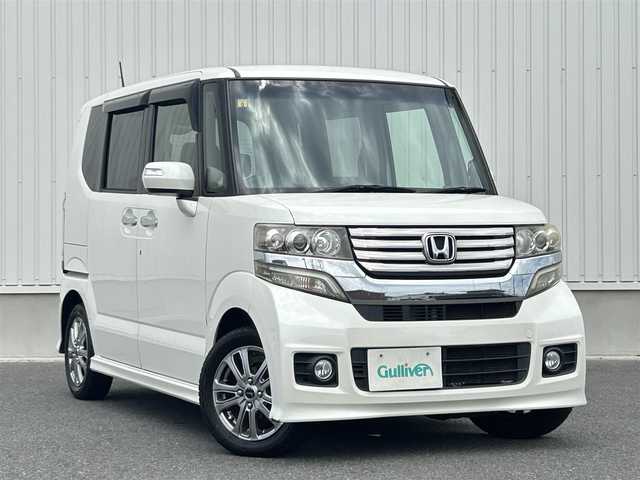 ホンダ Ｎ ＢＯＸ カスタム G Lパッケージ 群馬県 2012(平24)年 8.4万km プレミアムホワイトパール 社外7型SDナビ/（FM/AM/DVD/CD/TV/USB）/フルセグTV/バックカメラ/片側パワースライドドア/電動格納ミラー/プッシュスタート/ベンチシート/純正フロアマット/ドアバイザー/HIDヘッドライト/フォグライト/社外14インチAW/純正アルミ付きサマータイヤ車載/保証書/取扱説明書/スペアーキー1本
