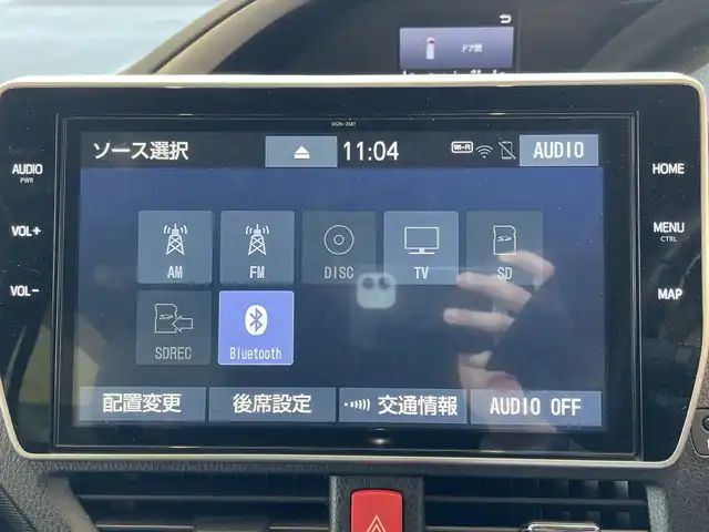 トヨタ ヴォクシー ZS 煌Ⅲ 埼玉県 2021(令3)年 4.4万km ブラック トヨタセーフティーセンス/純正フリップダウンモニター/純正10インチSDナビ/　　　CD/DVD/BT/フルセグ/両側パワースライドドア/ハーフレザーシート/LEDオートライト/純正16インチアルミホイール/ステアリングスイッチ/ビルトインETC2.0