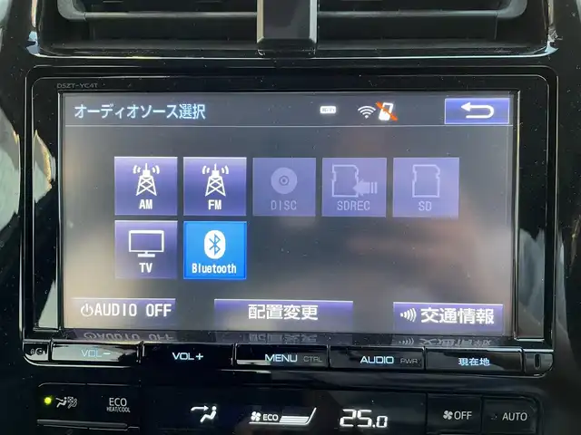 トヨタ プリウス A ツーリングセレクション 宮城県 2016(平28)年 10.3万km エモーショナルレッド 登録時走行距離102331km/黒革シート/トヨタセーフティセンス/PCS・LDA・ACC・BCM・ICS・AHB/ヘッドアップディスプレイ/パーキングアシスト/純正９インチナビ/CD・DVD・Bluetooth/フルセグTV/バックカメラ/プッシュスタート/スマートキー×２/ステアリングリモコン/ビルトインETC/前席シートヒーター/横滑り防止装置/LEDヘッドライト/フォグランプ/ハンドルカバー/ドアバイザー