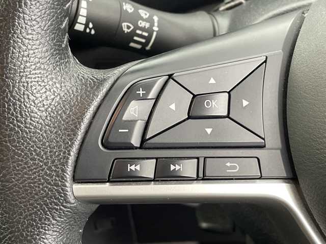 日産 セレナ ハイウェイスターVセレクションⅡ 愛知県 2018(平30)年 6.1万km ブリリアントホワイトパール ワンオーナー/純正9インチメモリナビ・フルセグＴＶ/ＣＤ・ＤＶＤ・Bluetooth/アラウンドビューモニター/両側パワースライドドア/ハンズフリーパワースライドドア/後席オートエアコン/スマートキー/エンジンプッシュスタート/LEDヘッドライト/プロパイロット/サンシェード/後席テーブルUSBポート有/ETC