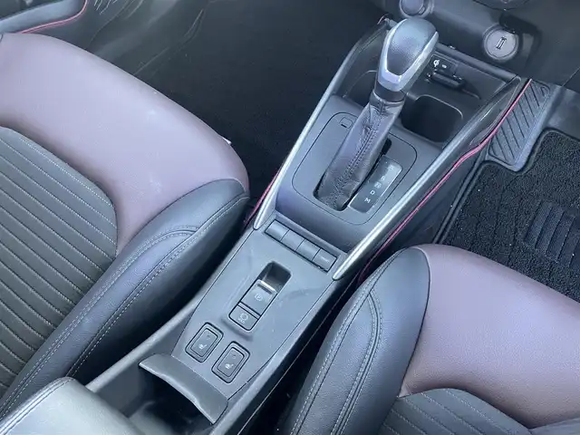 スズキ フロンクス 富山県 2024(令6)年 0.6万km 黒 ワンオーナー／/アラウンドビューモニター／/純正ナビ／/フルセグＴＶ／/Ｂｌｕｅｔｏｏｔｈ／/コーナーセンサー／/ハーフレザーシート／/前席シートヒーター／/置くだけ充電／/レーダークルコン／/ヘッドアップディスプレイ//レーンキープアシスト//LEDオートライト//LEDフォグライト