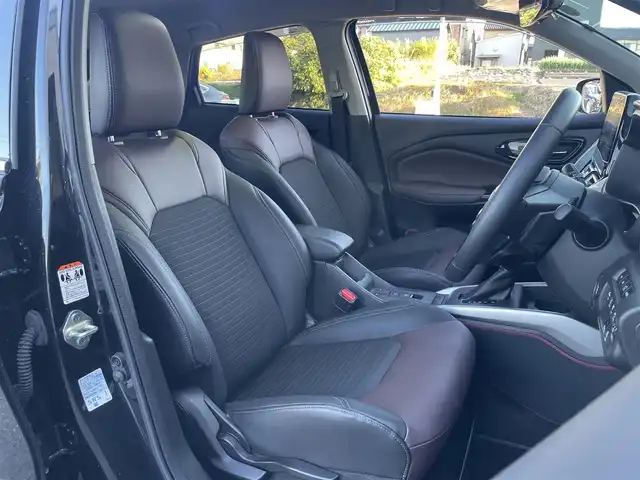 スズキ フロンクス 富山県 2024(令6)年 0.6万km 黒 ワンオーナー／/アラウンドビューモニター／/純正ナビ／/フルセグＴＶ／/Ｂｌｕｅｔｏｏｔｈ／/コーナーセンサー／/ハーフレザーシート／/前席シートヒーター／/置くだけ充電／/レーダークルコン／/ヘッドアップディスプレイ//レーンキープアシスト//LEDオートライト//LEDフォグライト