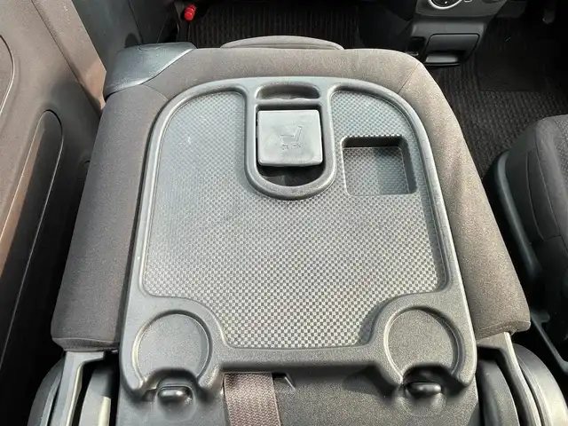 トヨタ スペイド G 新潟県 2016(平28)年 7.7万km ブラックマイカ (株)IDOMが運営する【じしゃロン新潟店】の自社ローン対象車両になります。こちらは現金ご利用時の価格です。自社ローンご希望の方は別途その旨お申付け下さい。/社外SDナビ/フルセグTV/CD/AM/FM/BT/バックカメラ/ETC/シートヒーター（D席）/片側パワースライドドア/スマートキー/プッシュスタート/社外エアロ（前、後ろ、サイド）/社外マフラー/横滑り防止装置/オートライト純正フロアマット