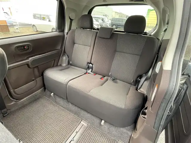 トヨタ スペイド G 新潟県 2016(平28)年 7.7万km ブラックマイカ (株)IDOMが運営する【じしゃロン新潟店】の自社ローン対象車両になります。こちらは現金ご利用時の価格です。自社ローンご希望の方は別途その旨お申付け下さい。/社外SDナビ/フルセグTV/CD/AM/FM/BT/バックカメラ/ETC/シートヒーター（D席）/片側パワースライドドア/スマートキー/プッシュスタート/社外エアロ（前、後ろ、サイド）/社外マフラー/横滑り防止装置/オートライト純正フロアマット