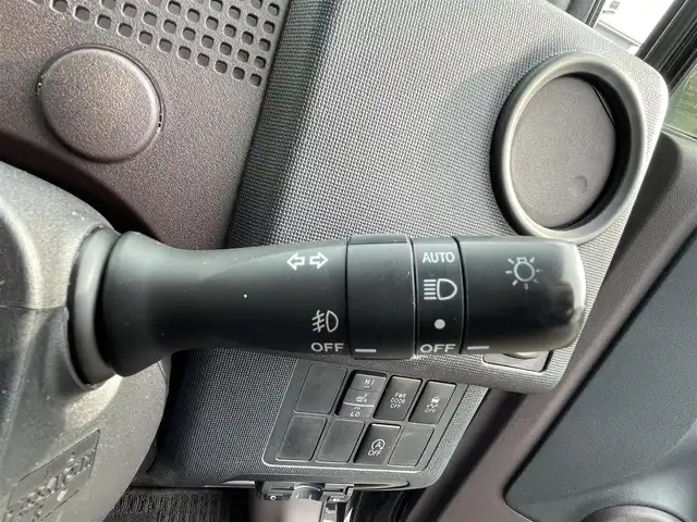 トヨタ スペイド G 新潟県 2016(平28)年 7.7万km ブラックマイカ (株)IDOMが運営する【じしゃロン新潟店】の自社ローン対象車両になります。こちらは現金ご利用時の価格です。自社ローンご希望の方は別途その旨お申付け下さい。/社外SDナビ/フルセグTV/CD/AM/FM/BT/バックカメラ/ETC/シートヒーター（D席）/片側パワースライドドア/スマートキー/プッシュスタート/社外エアロ（前、後ろ、サイド）/社外マフラー/横滑り防止装置/オートライト純正フロアマット